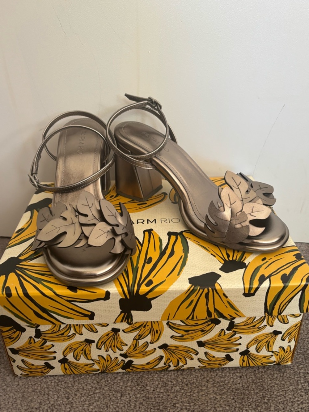 NWT FARM RIO Monstera Metallic Ankle Strap Sandal - Picture 9 of 12